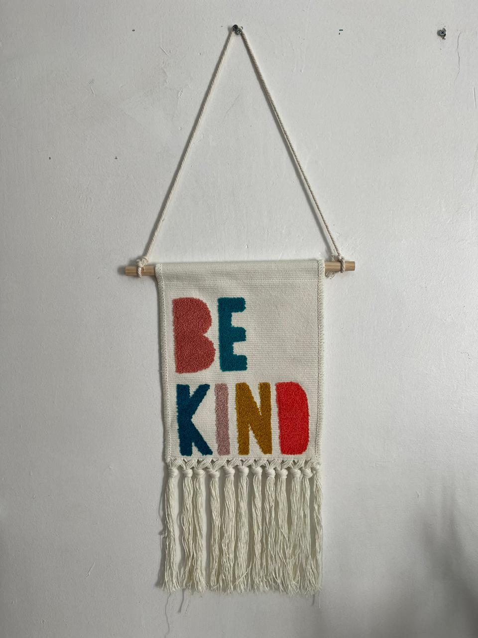 Telar Kids Be Kind